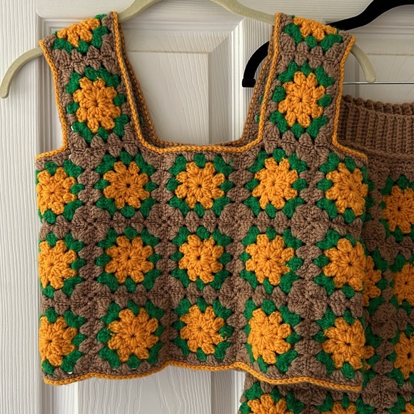 Handmade Vintage Granny Square Afghan Set - Picture 3 of 13